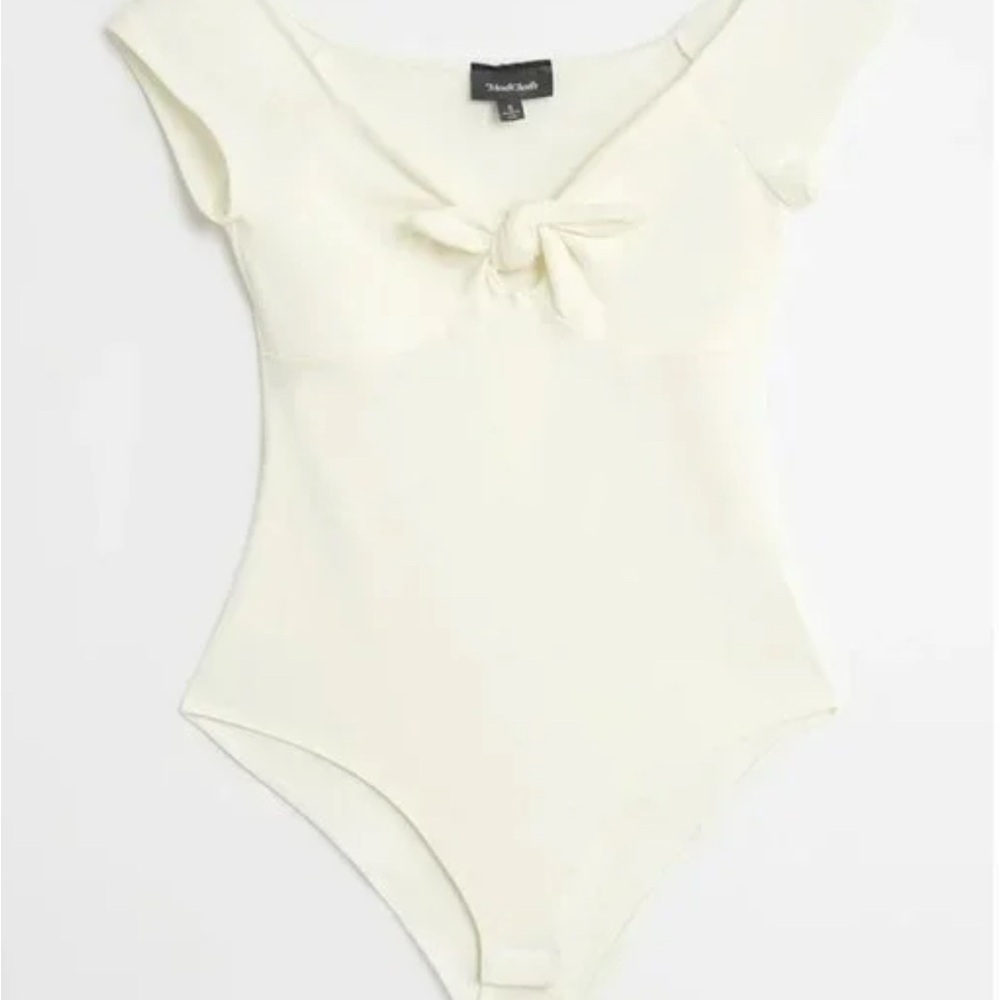 New ModCloth I Could Bow on tie front cream bodysuit 1X